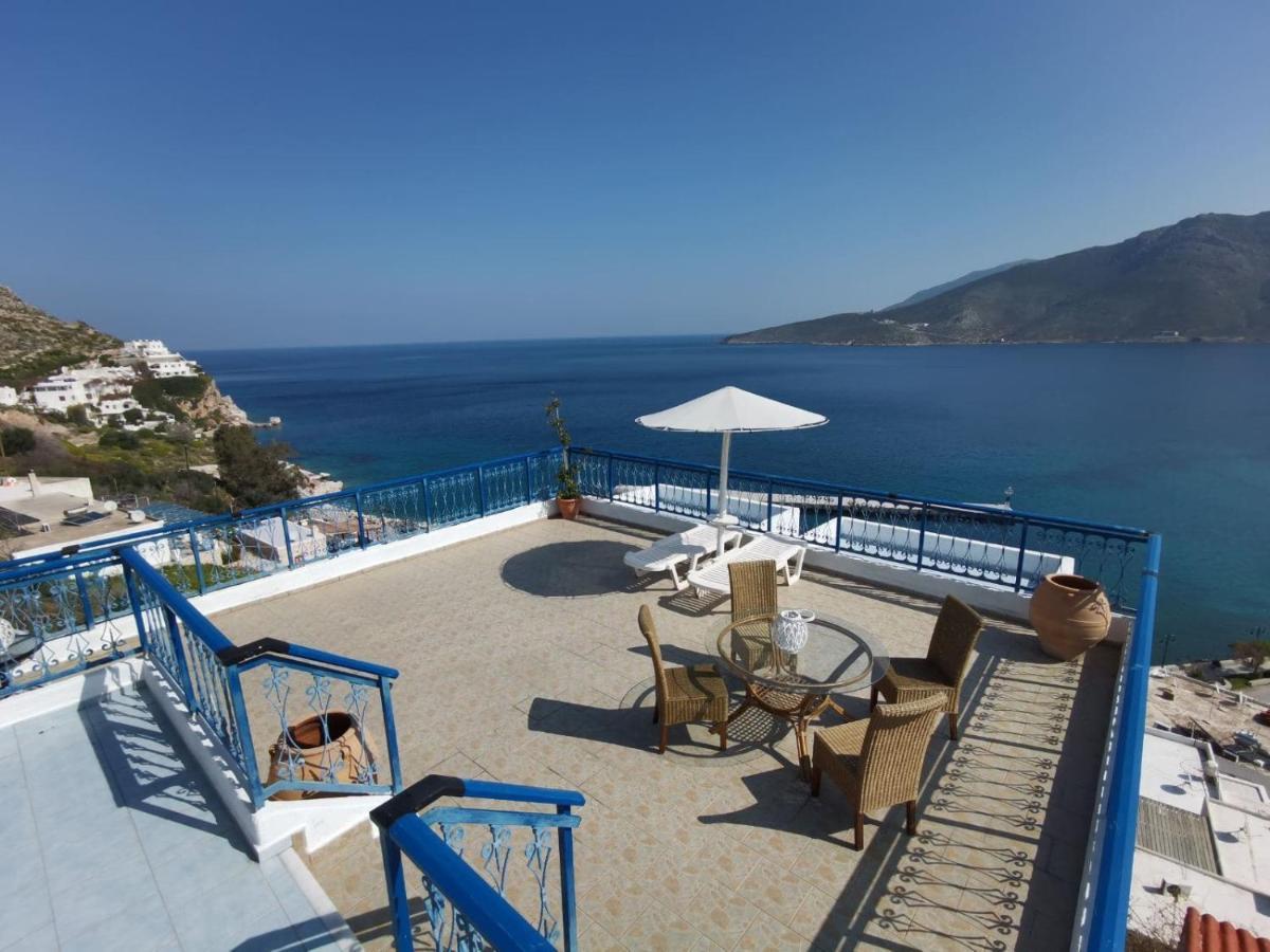 Marinas Studios Livadia  Exterior photo